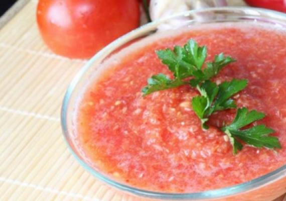 Консервированный хрен с чесноком и помидорами: рецепт приготовления